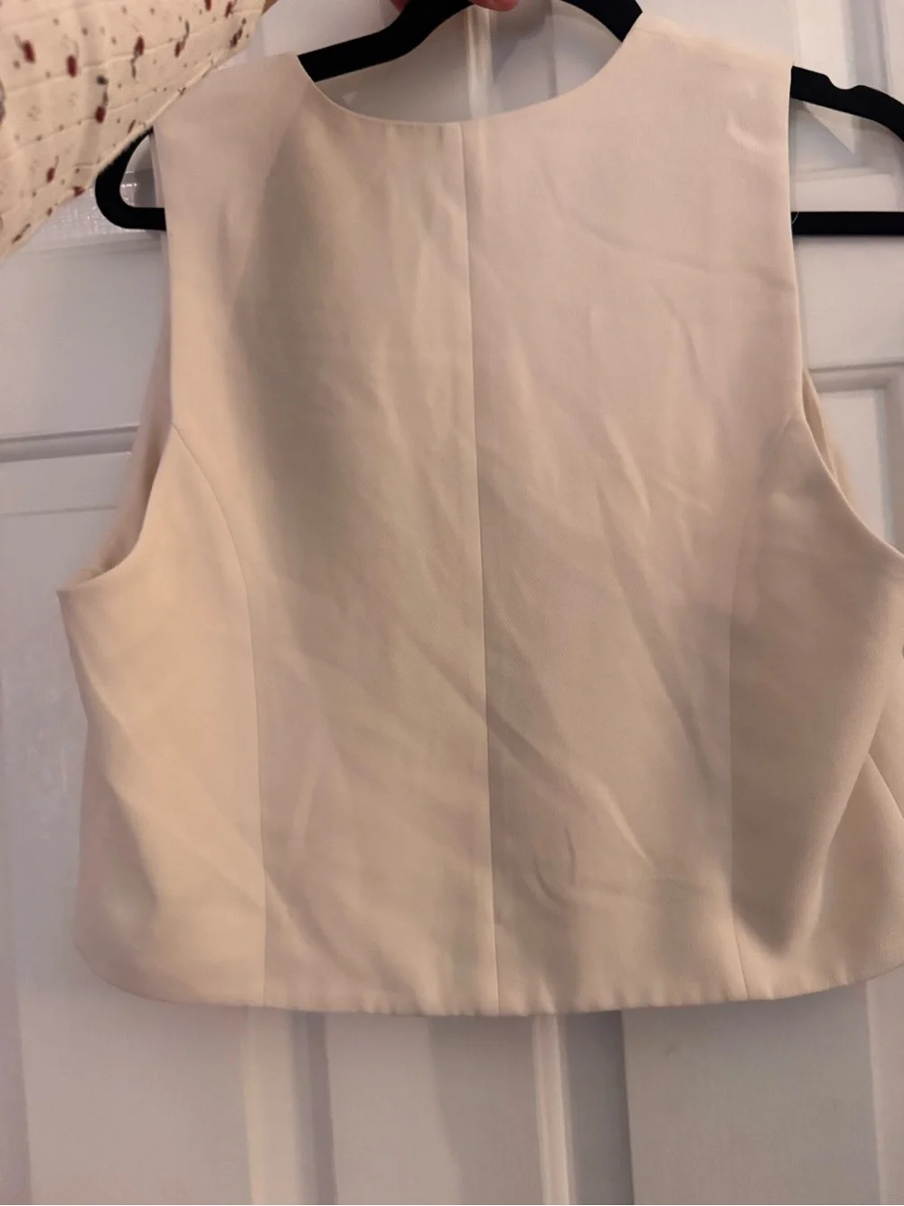 House of Harlow 1960 Cream Button Vest - Picture 4 of 4